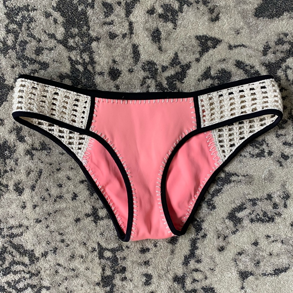 Victorias Secret Bikini Botton size small
